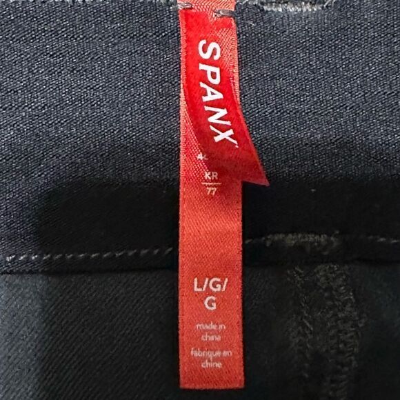 Spanx Stretch Twill Ankle Cargo Pant - Picture 7 of 7